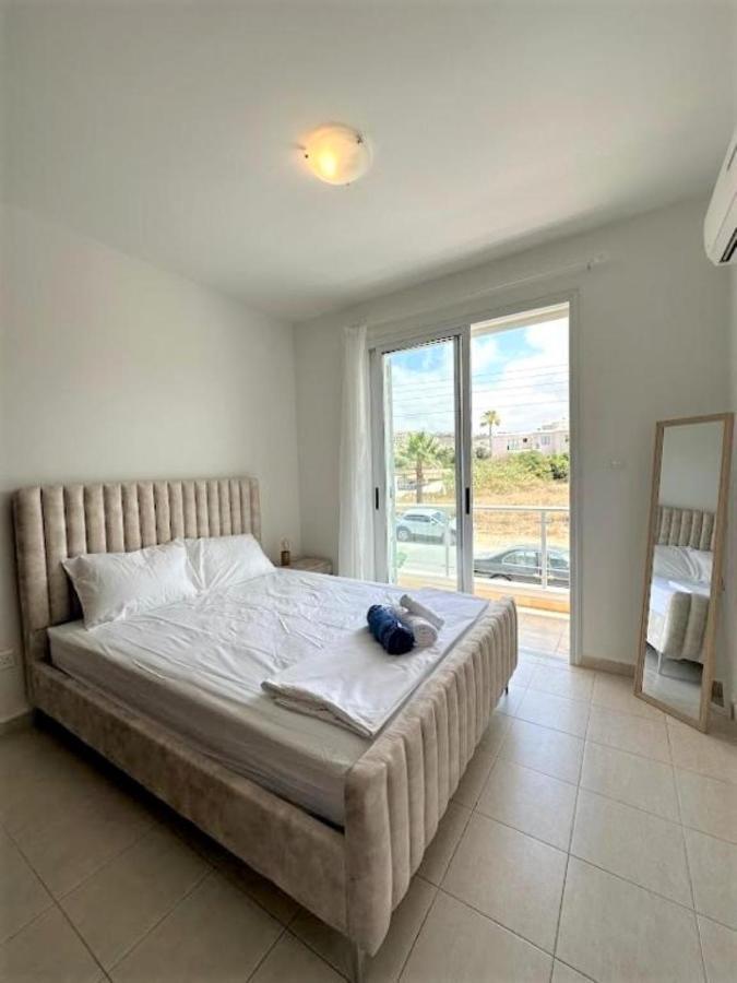 H&O Alina Sunset Apartment Paphos Eksteriør billede